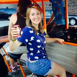 Meet your Posher, Stephanie